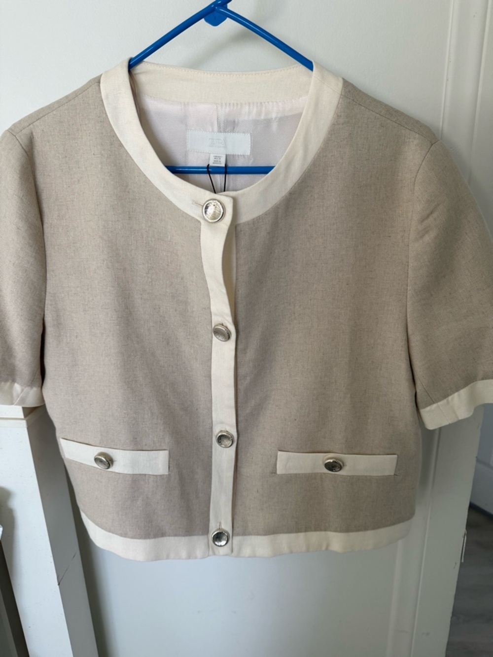 Linen blend Cropped Beige and Cream Button Front Jacket Sz L lined NWT